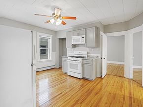 10 Ellsworth St, Worcester MA 01610