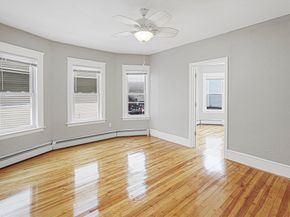 10 Ellsworth St, Worcester MA 01610