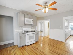 10 Ellsworth St, Worcester MA 01610