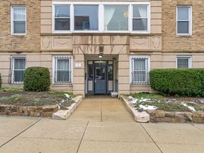 238 S Huntington Ave 5, Boston MA 02130