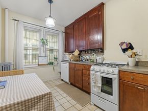 238 S Huntington Ave 5, Boston MA 02130