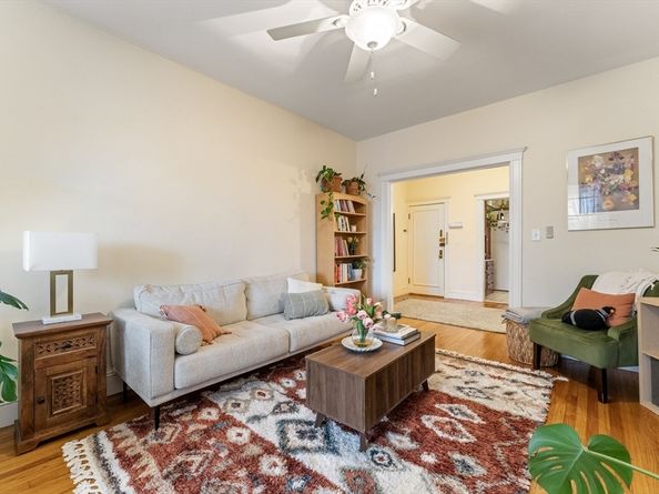 238 S Huntington Ave 5, Boston MA 02130