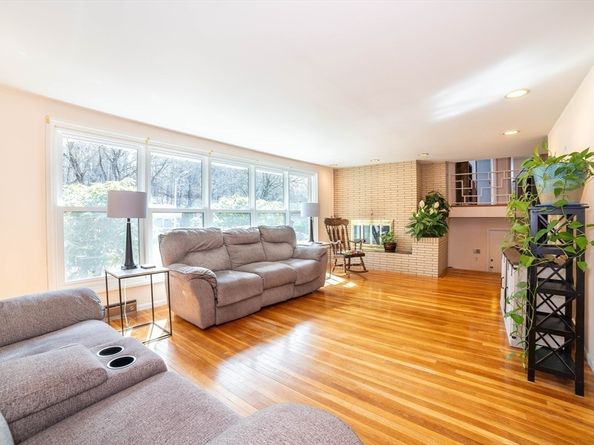 50 Valley Hill Drive, Worcester MA 01602