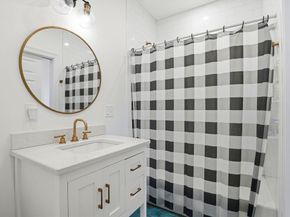 180 Chestnut St, Duxbury MA 02332