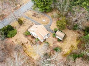 53 Elmwood Rd, Wellesley MA 02481
