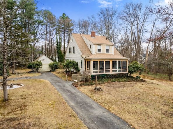 53 Elmwood Rd, Wellesley MA 02481