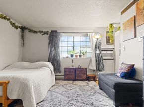 1 Royal Crest Dr 3, Randolph MA 02368