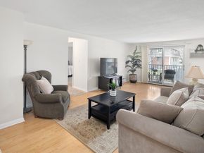 220 Bedford St E6, Bridgewater MA 02324