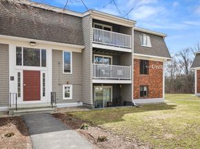 220 Bedford St E6, Bridgewater MA 02324