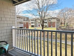 220 Bedford St E6, Bridgewater MA 02324
