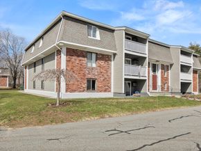 220 Bedford St E6, Bridgewater MA 02324