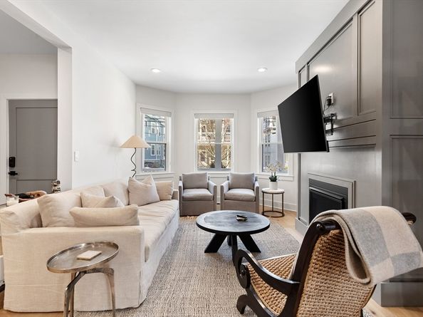 161 Lowell St 1, Somerville MA 02143