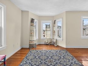 10 Valley Ave, Lynn MA 01902