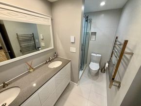 1206 Greendale Ave 201, Needham MA 02492