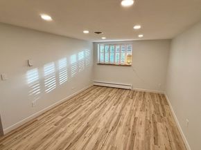 1206 Greendale Ave 201, Needham MA 02492