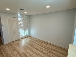 1206 Greendale Ave 201, Needham MA 02492