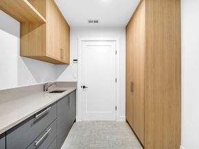 447 Hillside Ave 447, Needham MA 02494