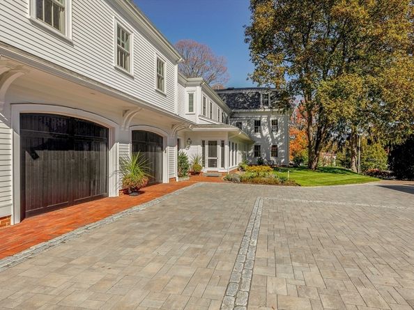 51 High St, Newburyport MA 01950