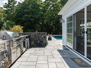 51 High St, Newburyport MA 01950