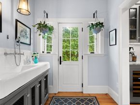 51 High St, Newburyport MA 01950