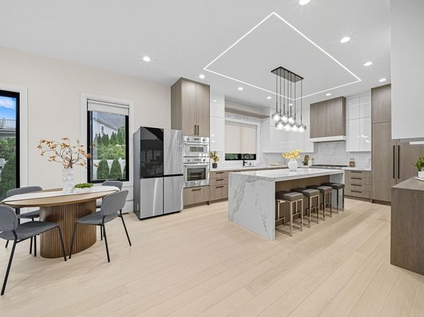 5 Kappius Path, Newton MA 02459