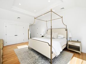 115 Oxford Rd, Newton MA 02459