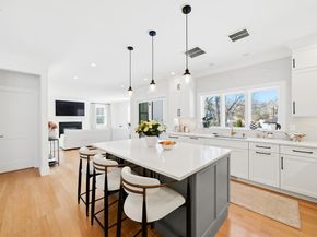 115 Oxford Rd, Newton MA 02459