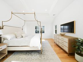 115 Oxford Rd, Newton MA 02459