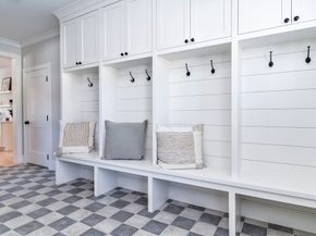 79 Speen St, Natick MA 01760