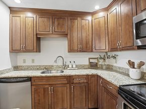 54 Broad Reach 104, Weymouth MA 02191