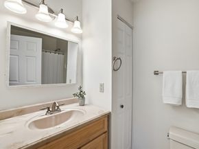 54 Broad Reach 104, Weymouth MA 02191