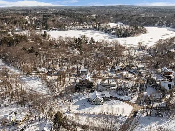 22 Pine Ridge Rd, Wayland MA 01778