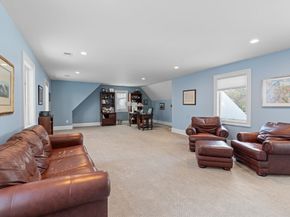 22 Pine Ridge Rd, Wayland MA 01778