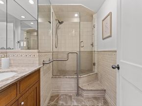 10 Rogers Street PH4, Cambridge MA 02142