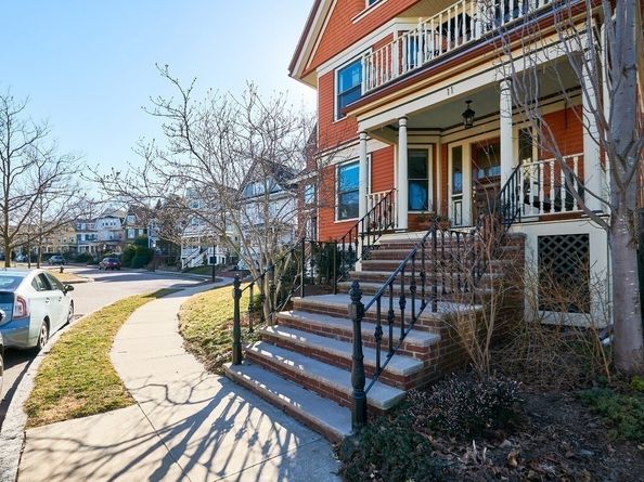 11 Wellesley Park 1, Boston MA 02124