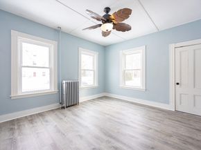 92 Alexander St, Framingham MA 01702