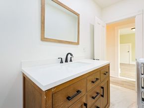 92 Alexander St, Framingham MA 01702
