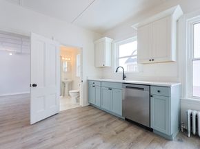 92 Alexander St, Framingham MA 01702