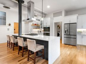 76 Batterymarch St. 5, Boston MA 02110