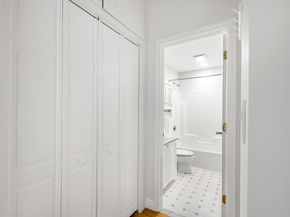 4 Charlesgate E 201, Boston MA 02215