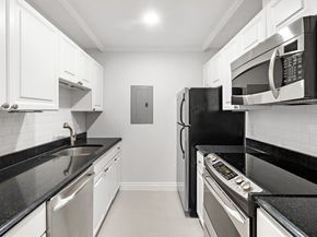 4 Charlesgate E 201, Boston MA 02215