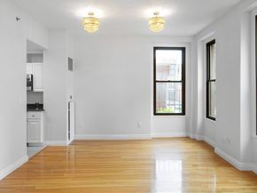 4 Charlesgate E 201, Boston MA 02215