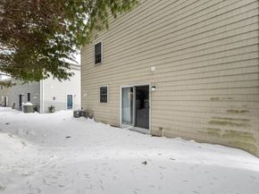 26 Ironwood Ln 26, Tewksbury MA 01876
