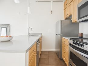 12 Stoneholm St 423, Boston MA 02115