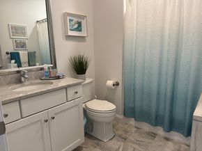 1 Revolution Way 307, Canton MA 02021