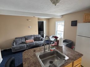 19 Ames Pl, Marlborough MA 01752