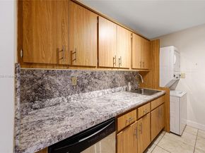 9400 SW 77th Ave K8, Miami FL 33156