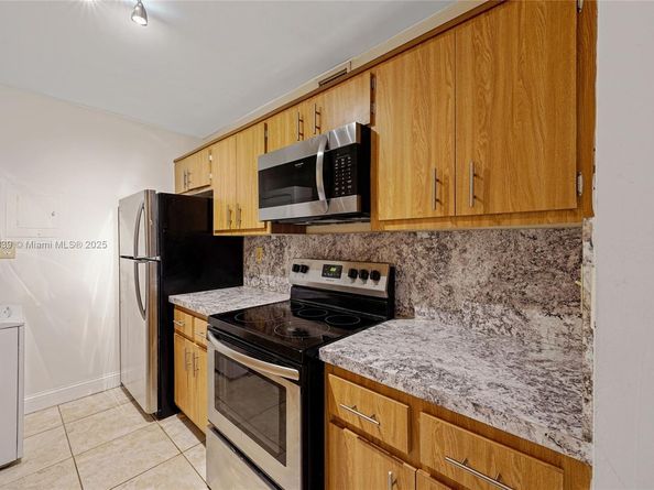 9400 SW 77th Ave K8, Miami FL 33156