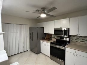 775 Crystal Lake Dr, Deerfield Beach FL 33064