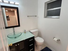775 Crystal Lake Dr, Deerfield Beach FL 33064
